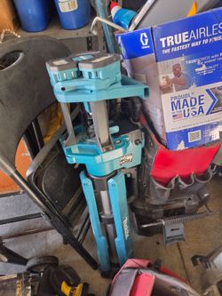 Makita cordless  LED lamp extinction.