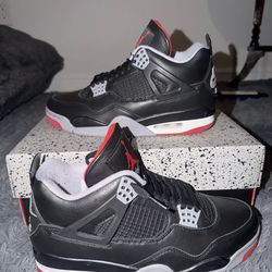 Jordan 4 Bred