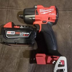 Milwaukee Impact Wrench And Battery 5.0 