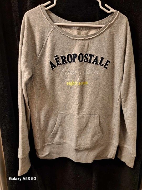 Women's Aeropostale Sweatshirt Size L