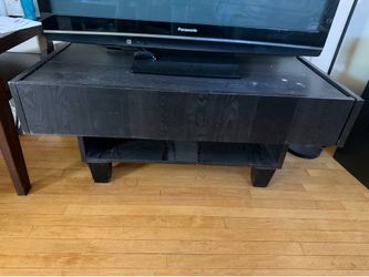 Wooden TV Stand/coffee table