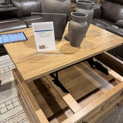 Light Brown Lift-Top Coffee Table 