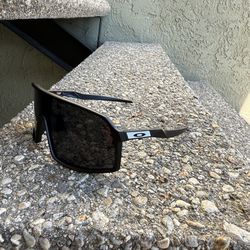 Oakley Sutro style sunglasses new