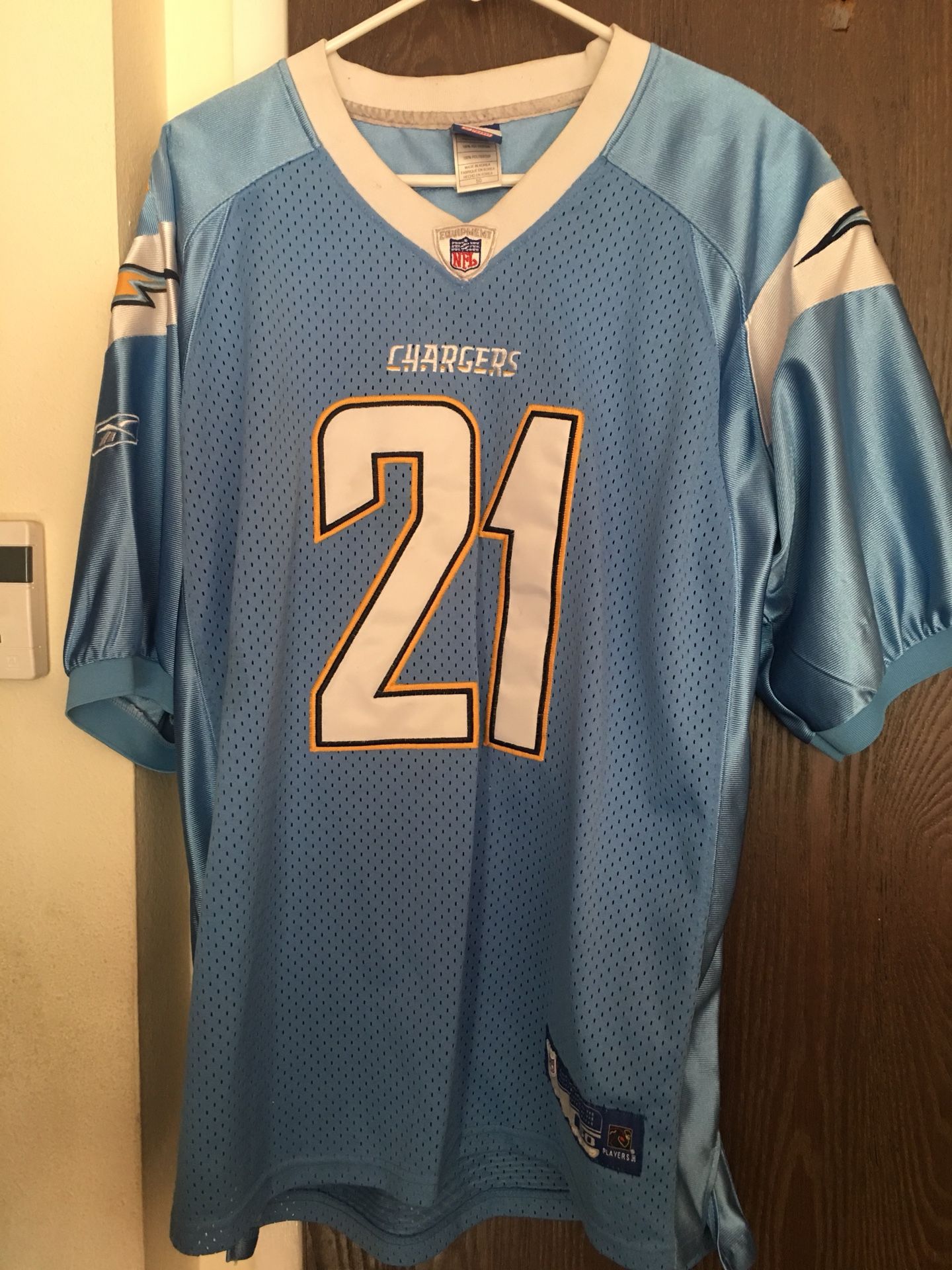 San Diego Chargers LaDainian Tomlinson Kids Jersey. Size 5/6 for Sale in  Austin, TX - OfferUp