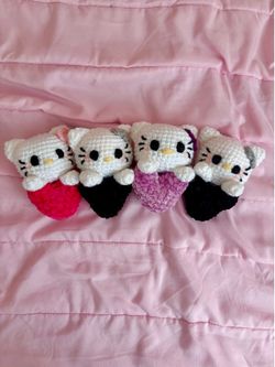 Crochet hello kitties 🐱 🎀 ✨