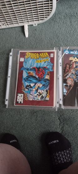 Comic Issue 1 Spider-Man 2099 been in protective sleeve excellent condition and value cash porch pickup Redmond