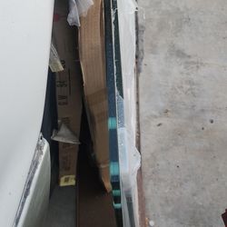 Shower door 1/2 in thick tempered glass home depot price is 950 will let it go for 200