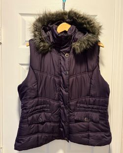 New York & Company Purple Puffer Vest with hood women’s size XL Winter clothes