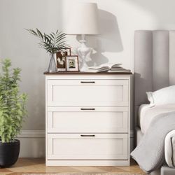  3 Drawer Dresser for Bedroom, White Dresser Chest of Drawers, Farmhouse Wood Dresser with Vintage Handle, Modern Small Dressers Storage Organizer for