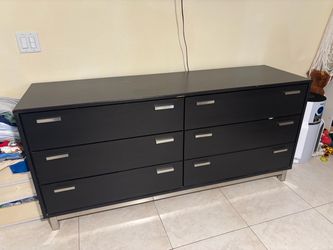 Dresser & Night stands