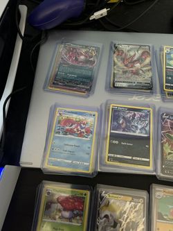 POKÉMON CARDS