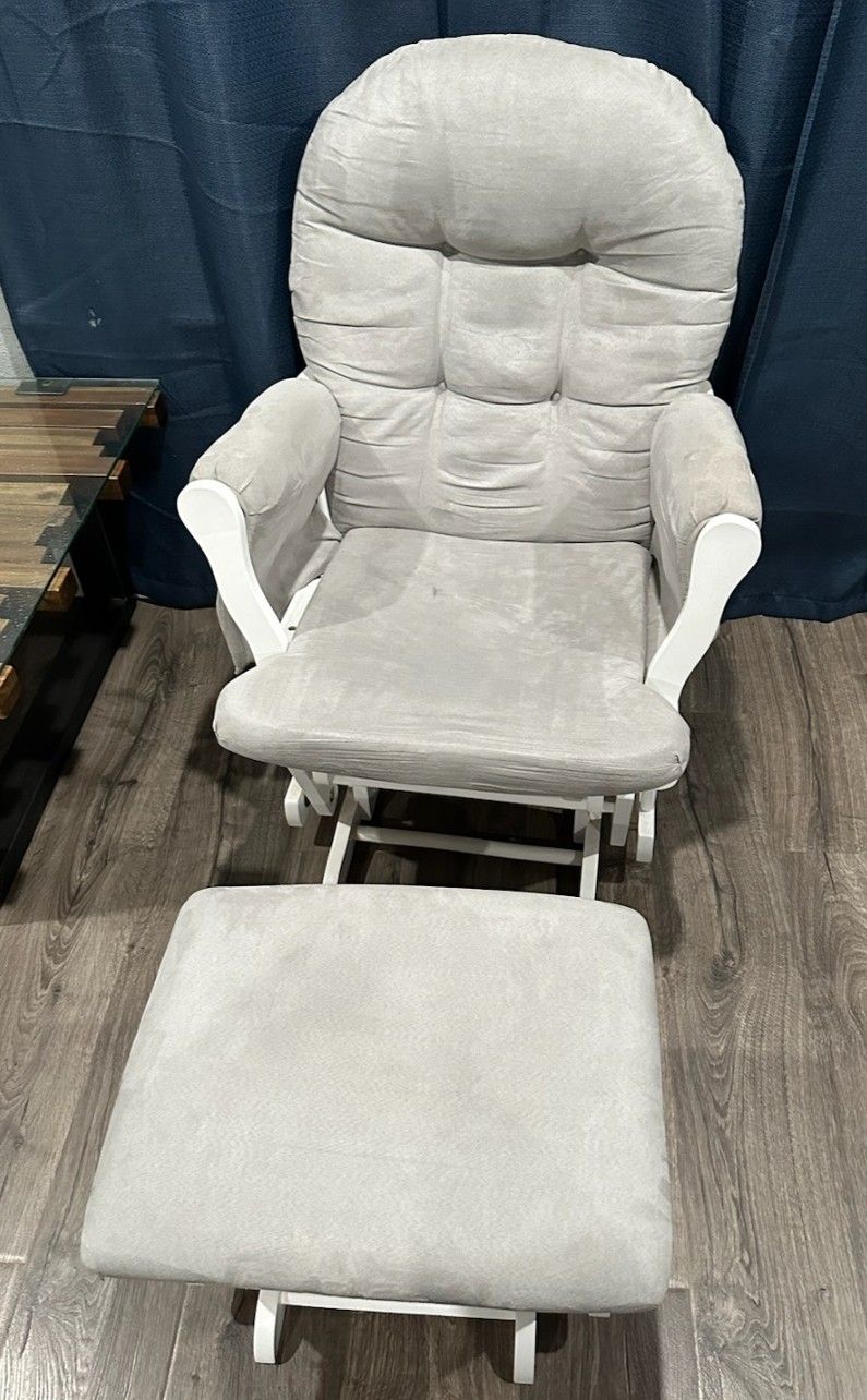 Baby rocking chair for Sale in Stockton, CA OfferUp