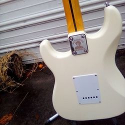 Fender Stratocaster Guitar Jimi Hendrix Collab
