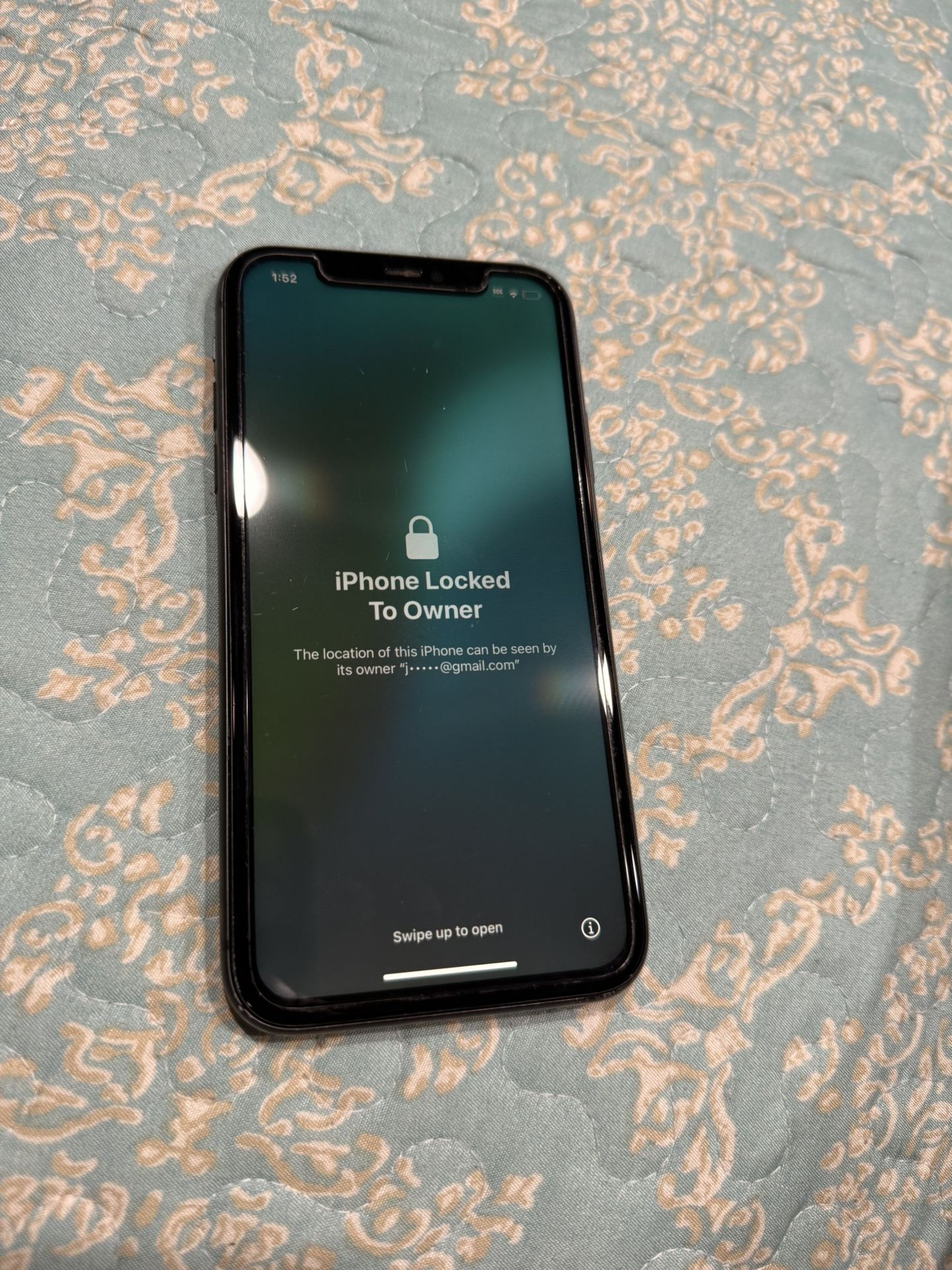 iPhone 11 For Parts Only iCloud Lock In Excellent Condition 