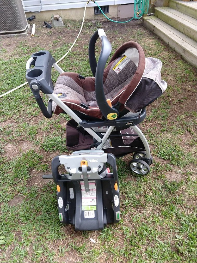 Car seat + stroller+ base