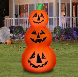 Stacked Jack-O-Lantern Halloween Inflatable Decoration