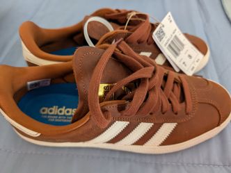 Adidas Gazelle ADV Skate Sneakers size 7Y or 8W