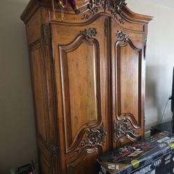 Furniture Please See Description 