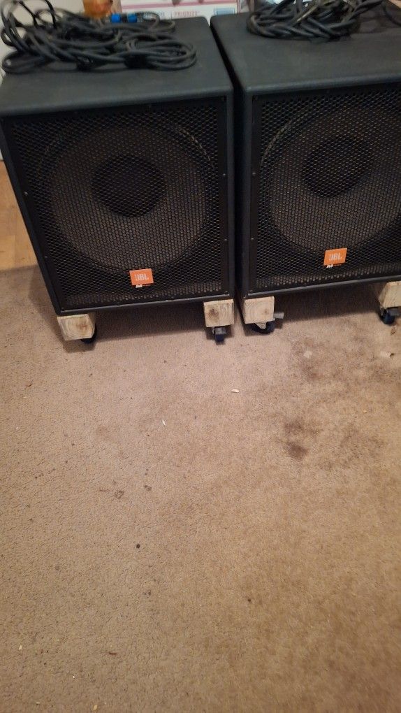 2 New Jbl Mpro 18 Inch Subwoofers