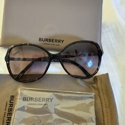 Burberry Sunglasses 