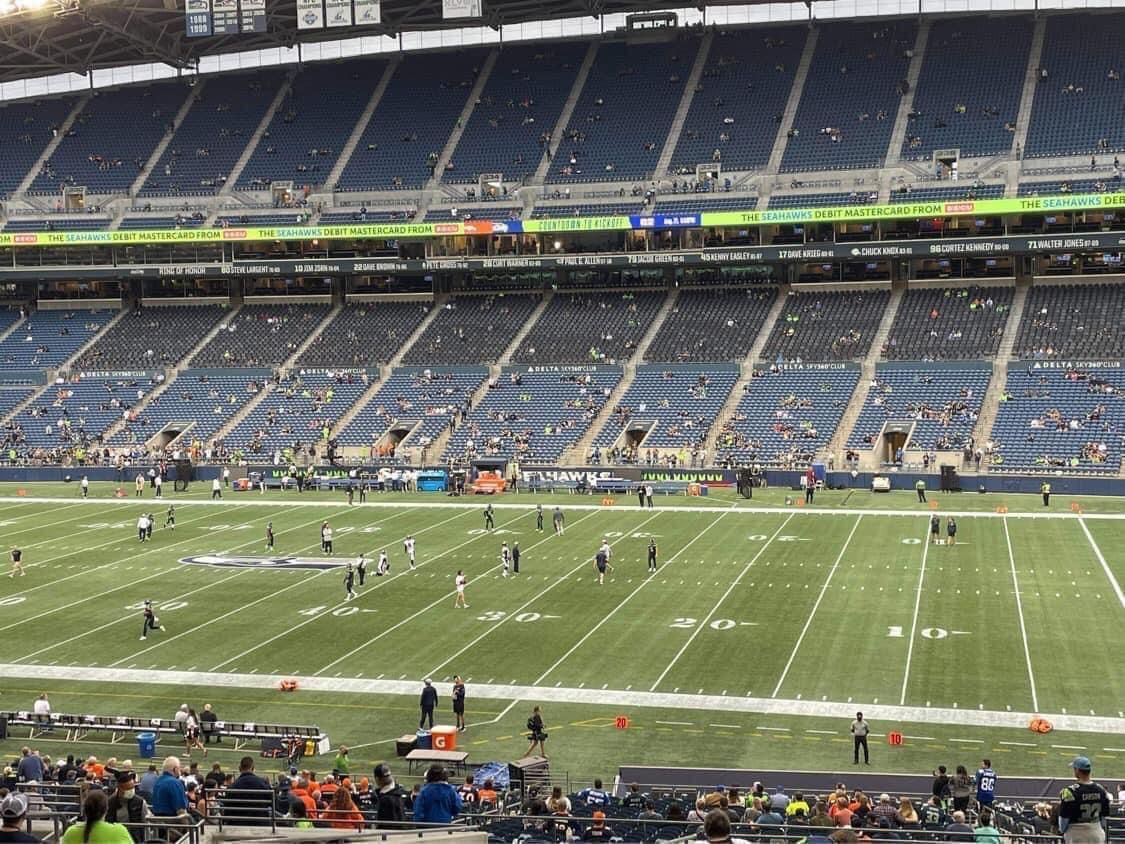 2 Seattle Seahawks vs Panthers Delta Sky360 Club Tickets/Seats (face value) **Seahawks Parking Garage Pass Included** December 11th 1:25pm