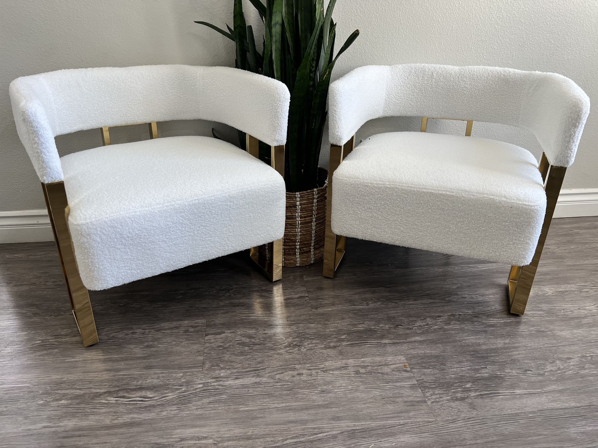 Boucle Accent Chairs Set of 2, Modern Upholstered Barrel Chairs with Metal Legs, Comfy Club Chair Single Corner Sofa Armchair for Bedroom Reception, W