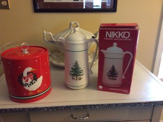 Christmas ice bucket and hot/cold carafe