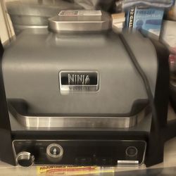 Ninja Woodfire 7-n-1 Grill