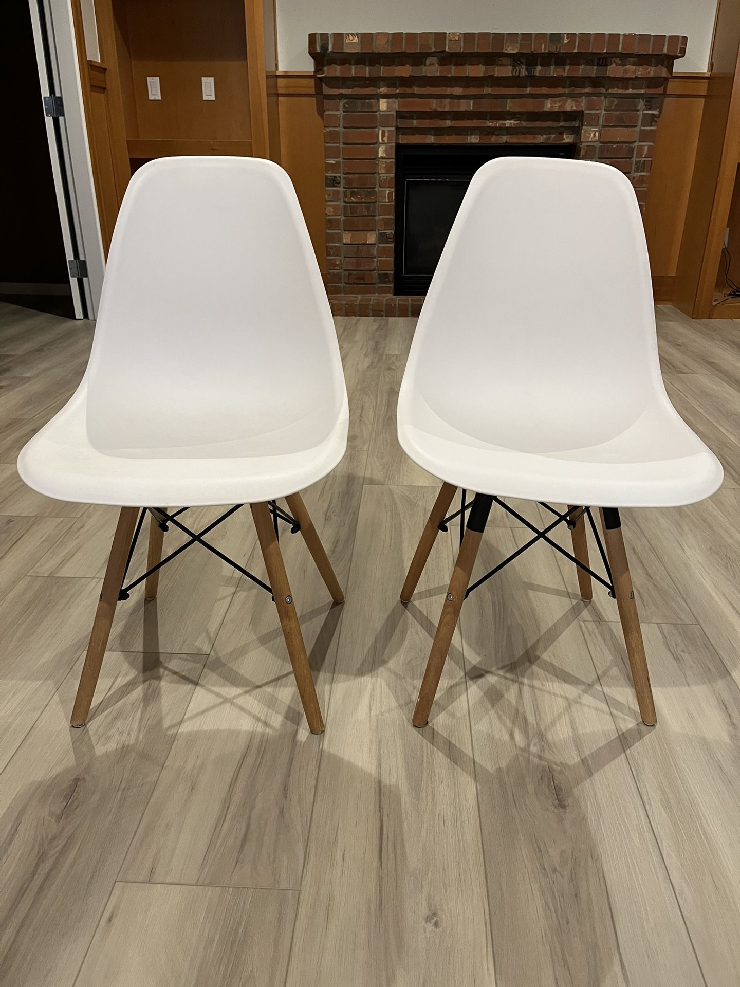 2 Chairs