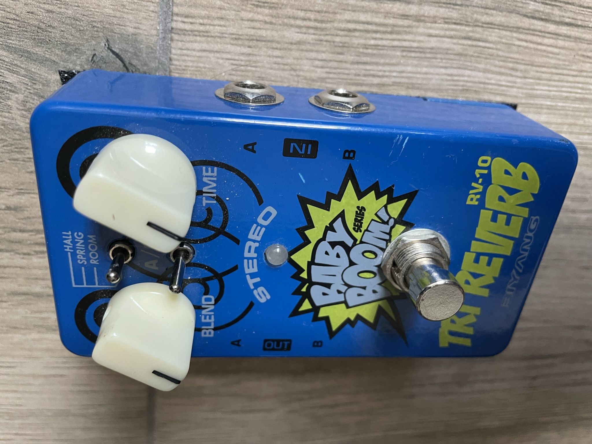 Baby Boom Reverb pedal