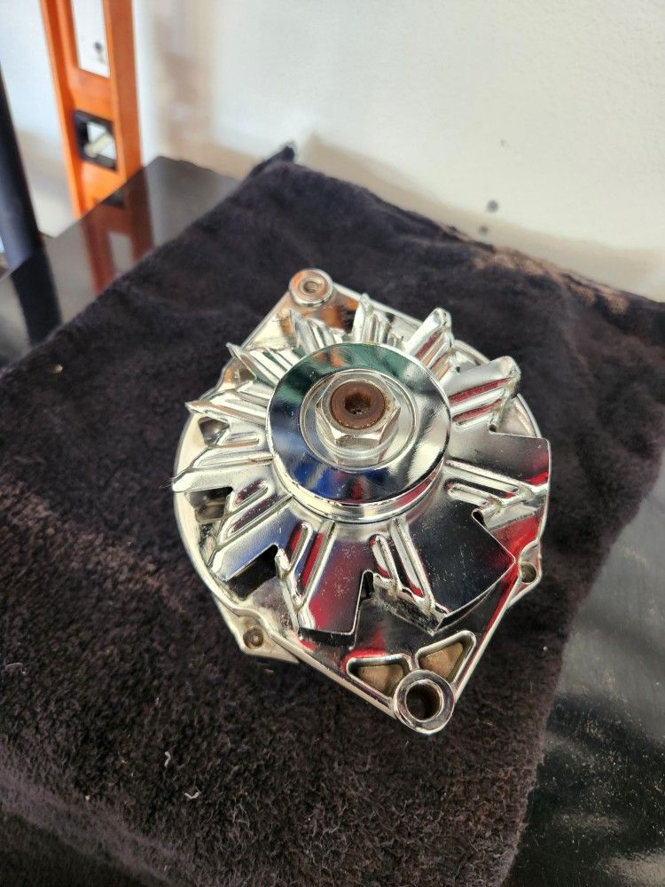 GM Chrome 105 Amp Alternator