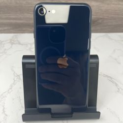 iPhone SE 2022 64gb Unlocked ID: 69361
