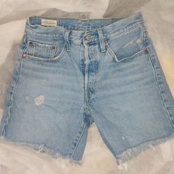 Levi Shorts 
