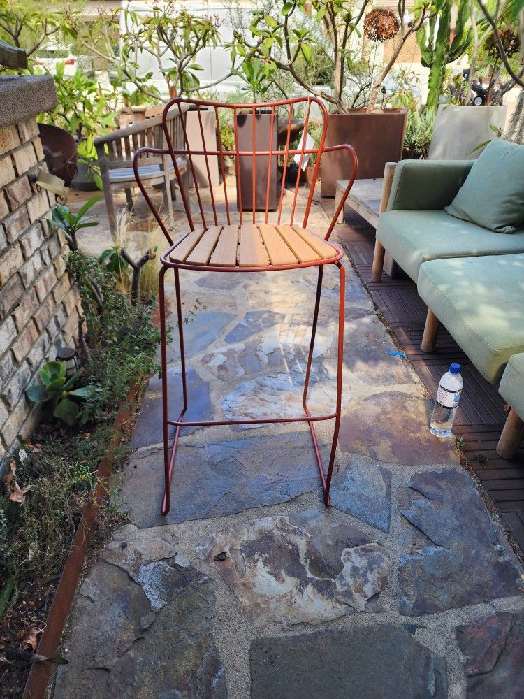 Paon Bar Stool