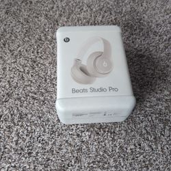 Beats Studio Pro Color Stone