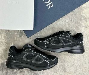 B30 Shoes Size 11