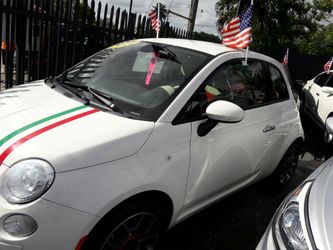 2014 Fiat 500 Pop 2dr Hatchback with 13,668.