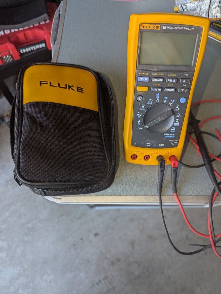 Fluke 189 True RMS Multimeter