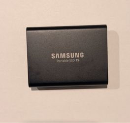 Samsung T5 SSD -1TB w/ DELTAHUB HoldX