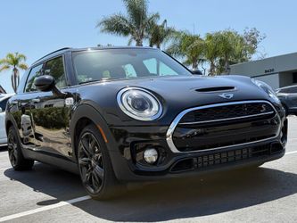2016 Mini Cooper S Countryman.