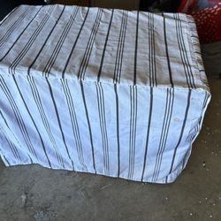 XL Dog Crate With Cover 