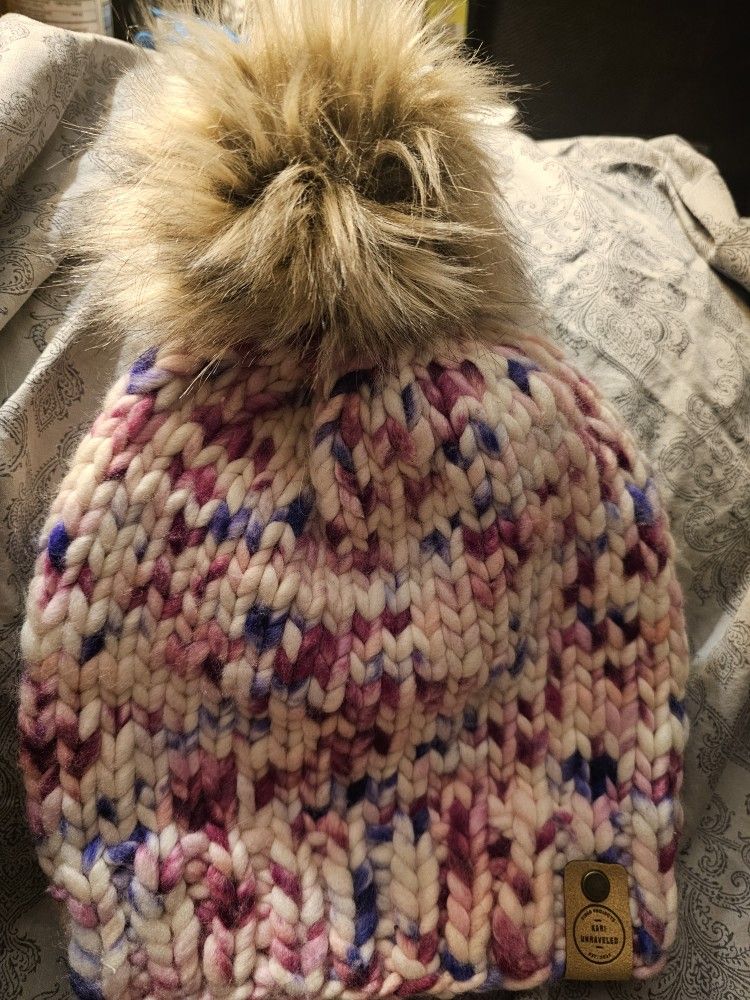 Luxury Knit Wool Beanie / Faux Fur Removable Pom