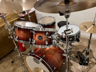 Mapex Zildjian drum set