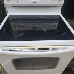  WHITE GLASSTOP STOVE OVEN 