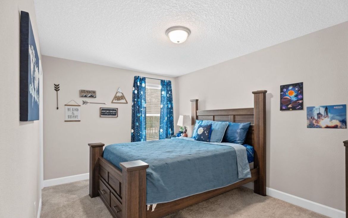 Queen Size Bed And Box Spring