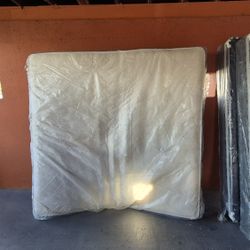 New King Mattress Still Wrapped! 80x76