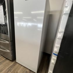 Hisense Convertible Upright Freezer