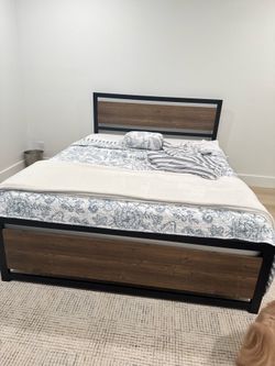 Queen platform bed with mattress