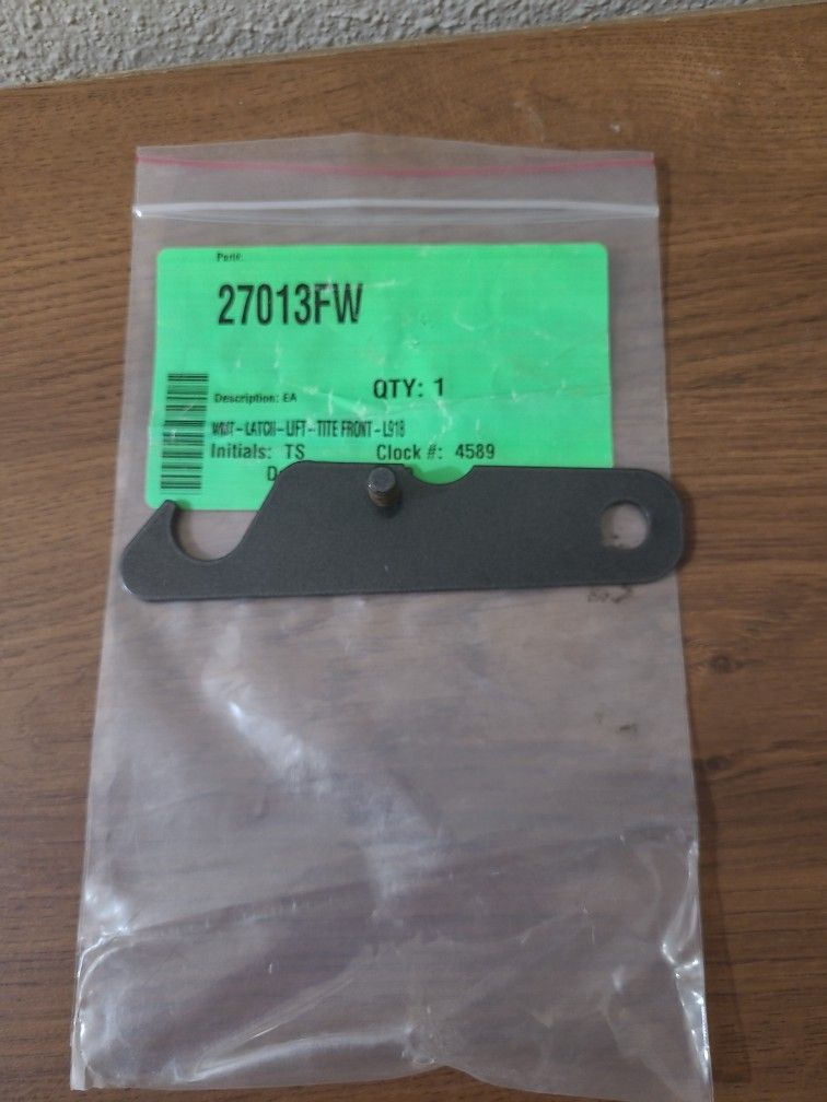 Braun 27013FW Front Lift Tite Latch