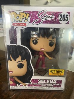 Selena Hot Topic Funko Pop 
